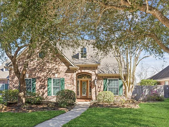 2nd image of 2809 Cedar Ridge Trl