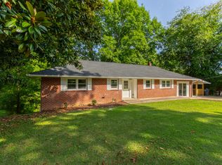 3825 Skyland Dr, Kingsport, TN 37664