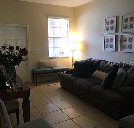 2nd image of 11213 Savannah Landing Cir
