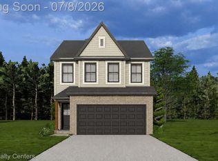 25018 Reeck Rd, Woodhaven, MI 48183