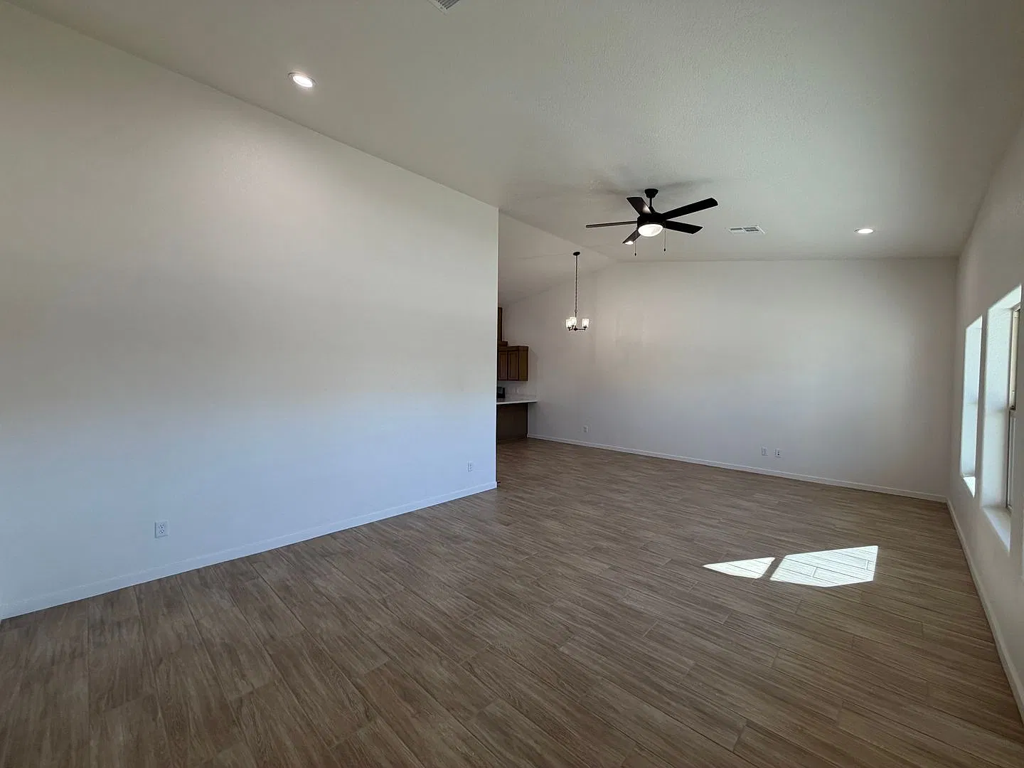 Brand New Home! — Photo 4