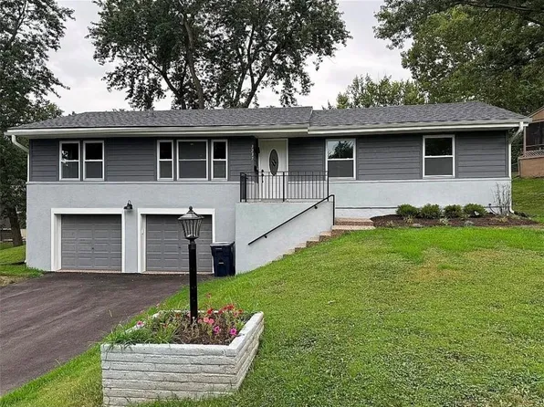 3237 NE 47th Ter, Kansas City, MO 64117