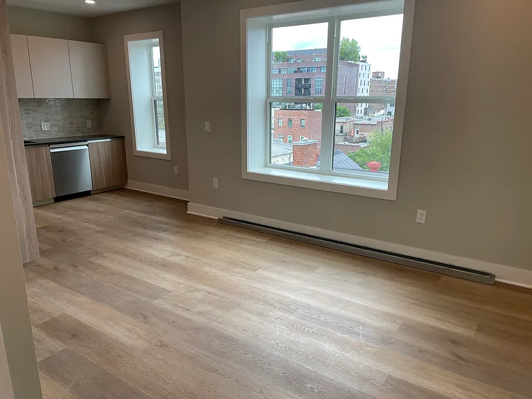 933 N St NW #201 — Photo 2