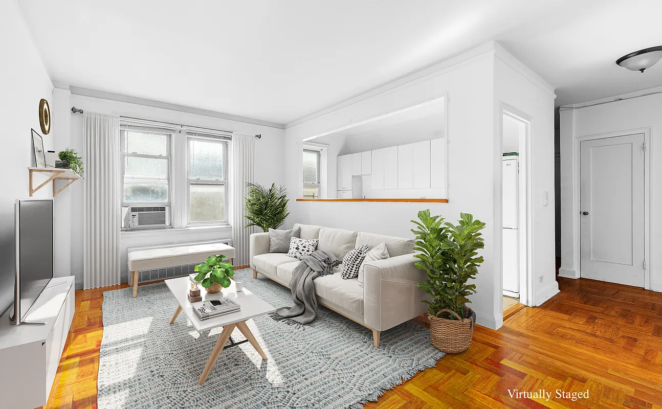 48-17 42nd St Unit 4B  