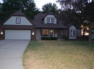 6873 Eric Ave, Jenison, MI 49428