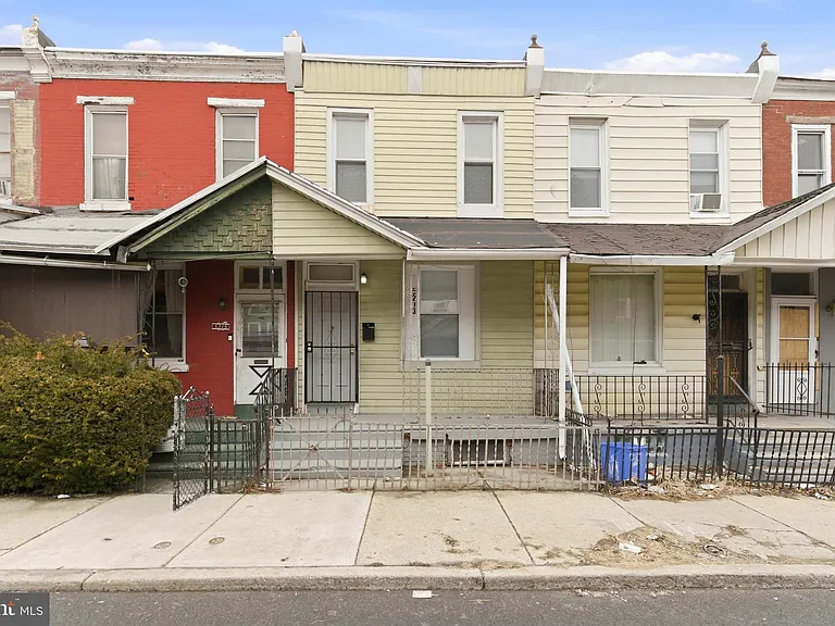 5213 Harlan St — Photo 1