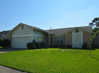 11322 Mulholland Dr, Stafford, TX 77477