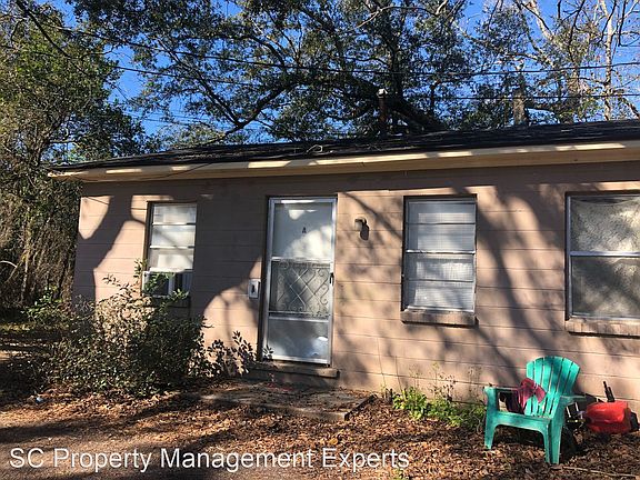 5th image of 3444 Navajo St APT C