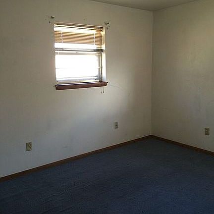 3rd image of 5711 NW Euclid Ave