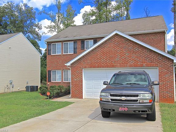 2nd image of 5704 Hidden Lake Dr