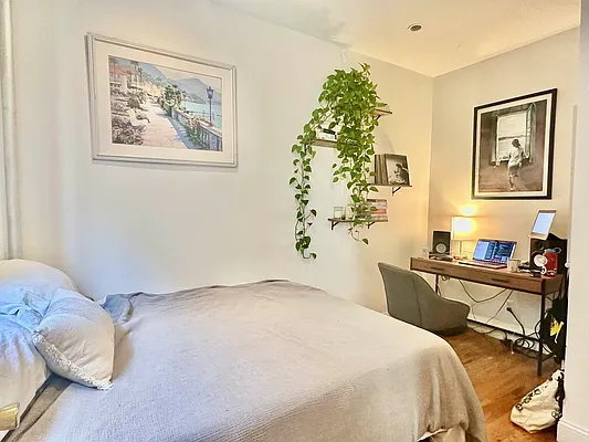 Rented by Corcoran | media 21