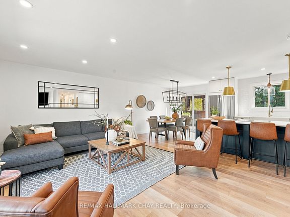 3rd image of 13 Gowan Rd