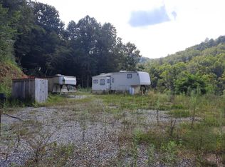 231 Costner Rd, Cosby, TN 37722