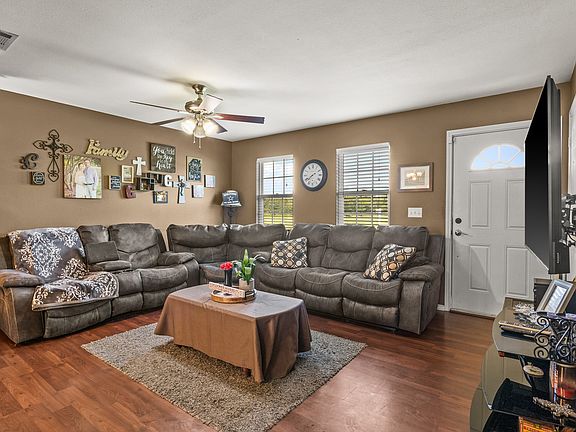 5th image of 509 County Road 1309