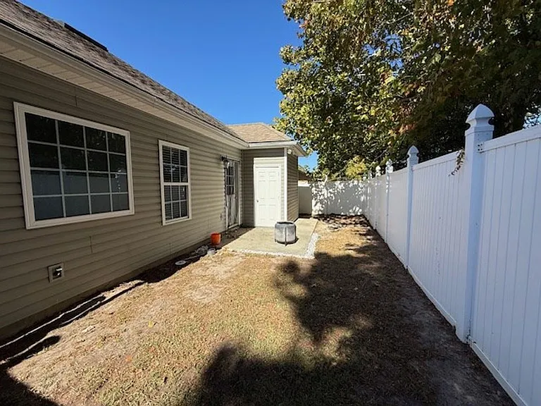 5026 Greyfield Pl N — Photo 17