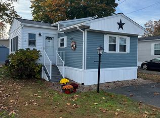 9 Lilac Ln, Westbrook, CT 06498