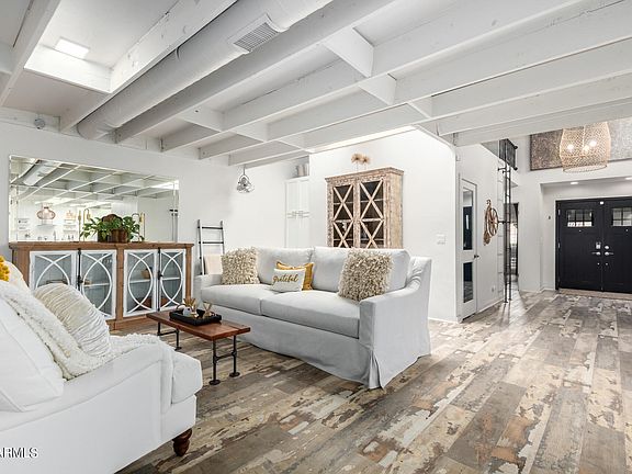 5th image of 8088 E VIA DEL ARBOR Street