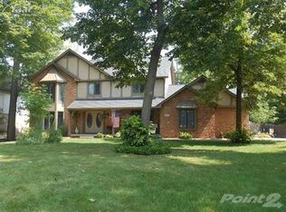 1267 Kings Carriage Rd, Grand Blanc, MI 48439
