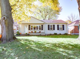 2917 Delta St, Lansing, MI 48906
