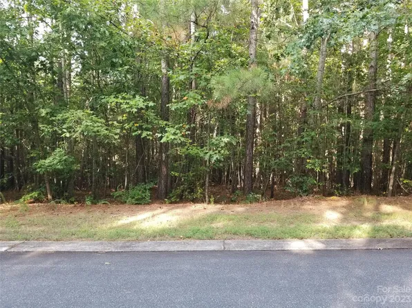 225 Grandfathers Pass NW #22, Valdese, NC 28690