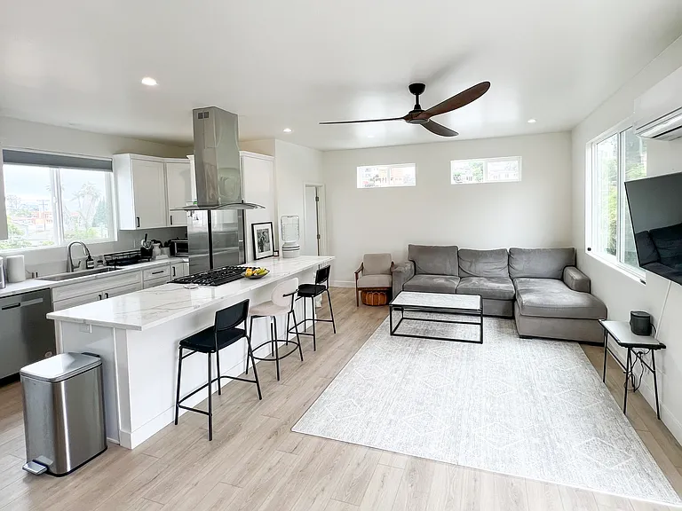 602 Arroyo Dr #604 — Photo 1