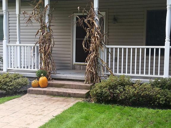 2nd image of 8358 Sun Lake Dr