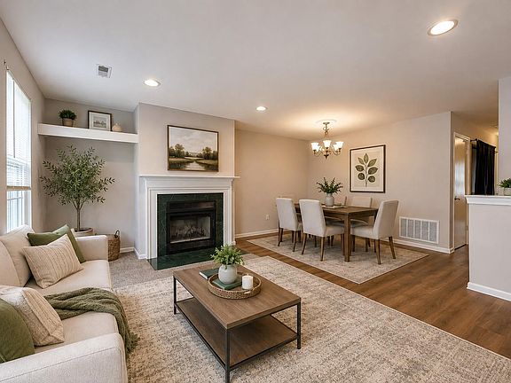 4th image of 1213 Huntingdon Mews