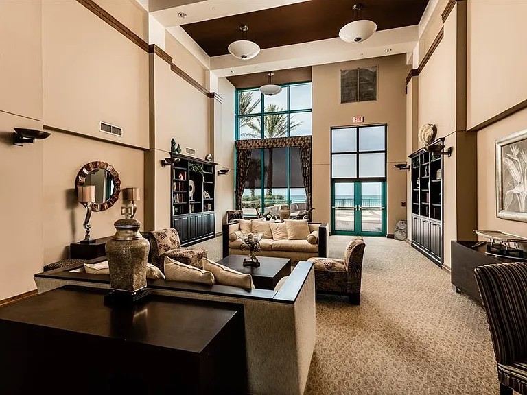 1560 Gulf Blvd #1605 — Photo 33