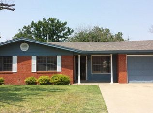 2716 Lynn Dr, Big Spring, TX 79720