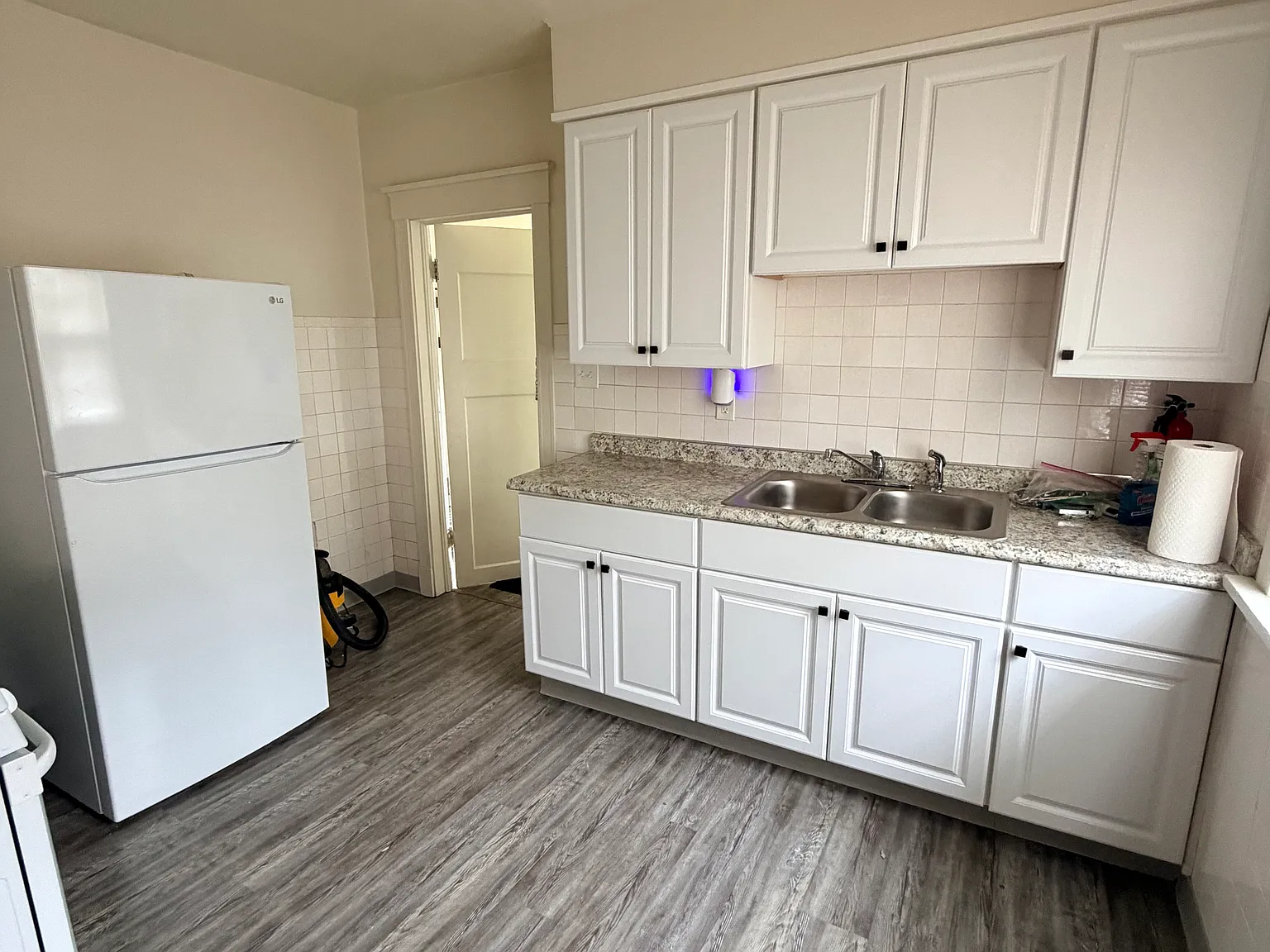 2 bed, 1500 sqft, $1,600 — Photo 2