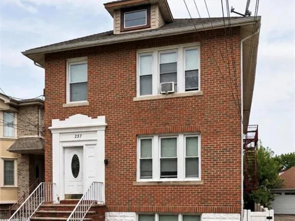 257 Roff Avenue, Palisades Park, NJ 07650