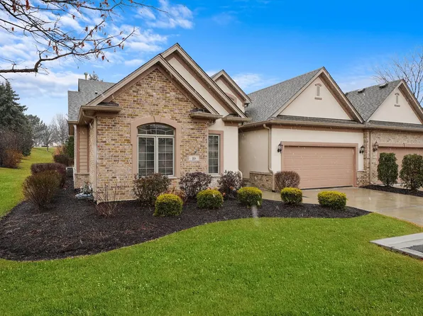 19 Laughry Ln, Palos Park, IL 60464