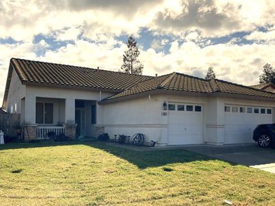 1074 Steele Way, Galt, CA, 95632
