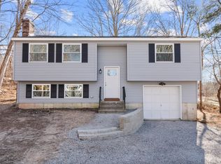 1 Partridge Ln, Clinton, CT 06413