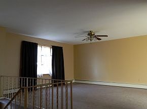 4th image of 3 Bowen Ln
