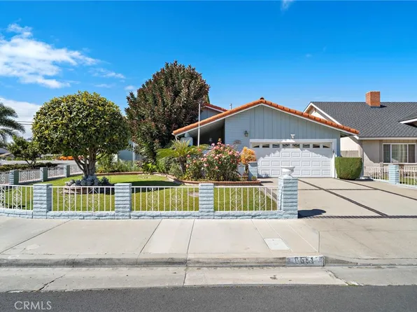 9651 Olympic Dr, Huntington Beach, CA 92646