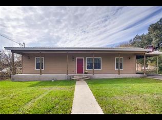 204 Stapp St, Burnet, TX 78611