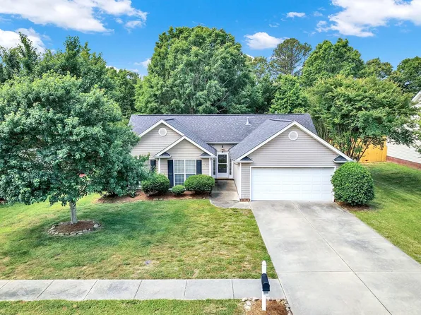 1023 Cranston Crossing Pl, Indian Trail, NC 28079