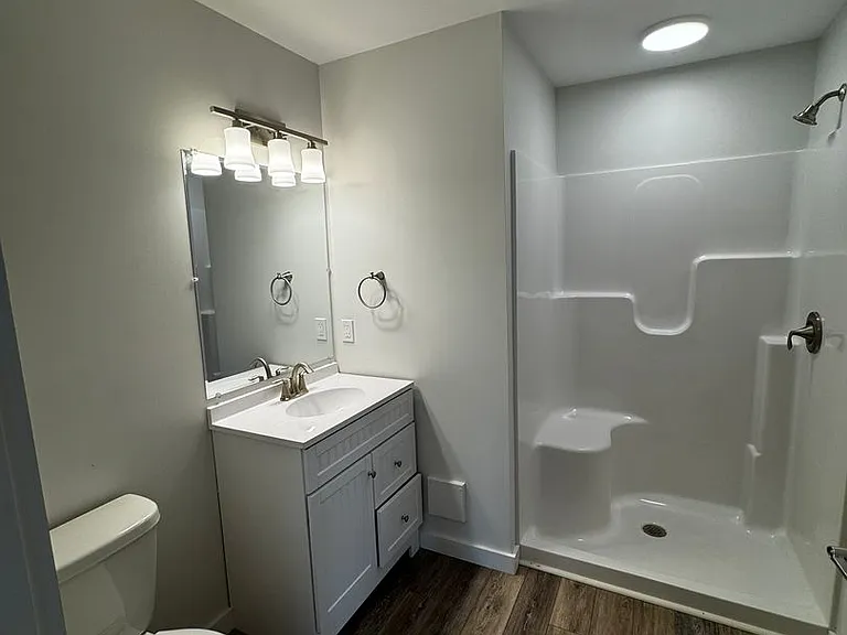 4 Gordon Ln — Photo 14