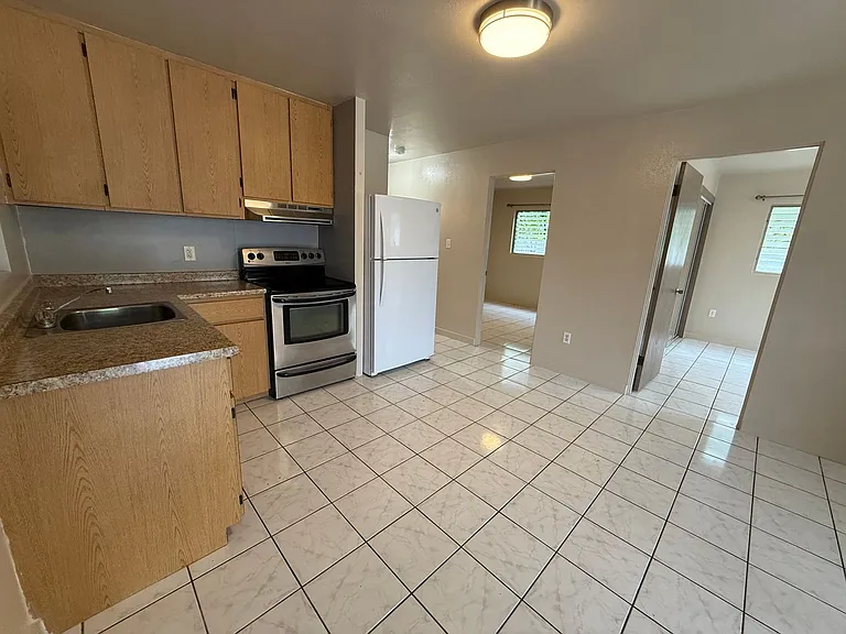 234 Oneawa St #B — Photo 2