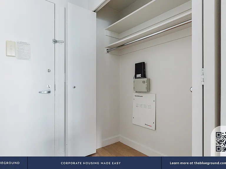 130 W 15th St #6A — Photo 20