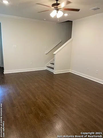 10329 Lynwood Vlg #101 — Photo 5
