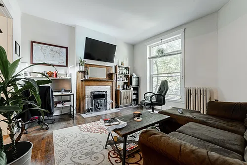 Floor plan Burling St 2531-33 N - 33-1