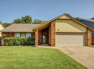 8617 E 86th St, Tulsa, OK 74133