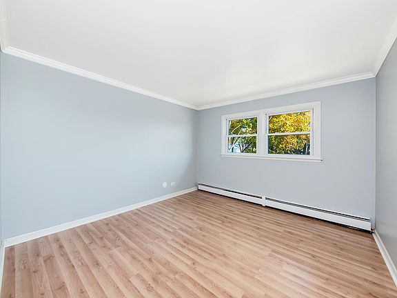 3rd image of 9125 Sahler Ave #1E
