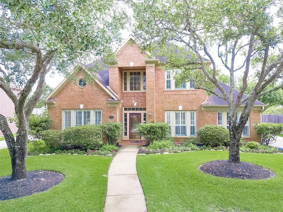 1st image of 19411 Whispering Breeze Ln
