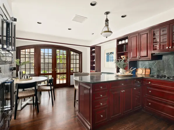 2 East 80th Street image 5 of 24