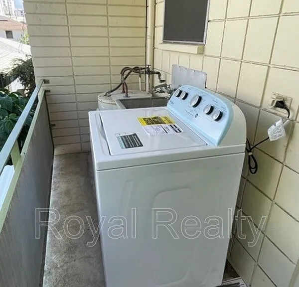 913 Coolidge St #A — Photo 9