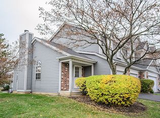 6505 Kensington Pl, Downers Grove, IL 60516
