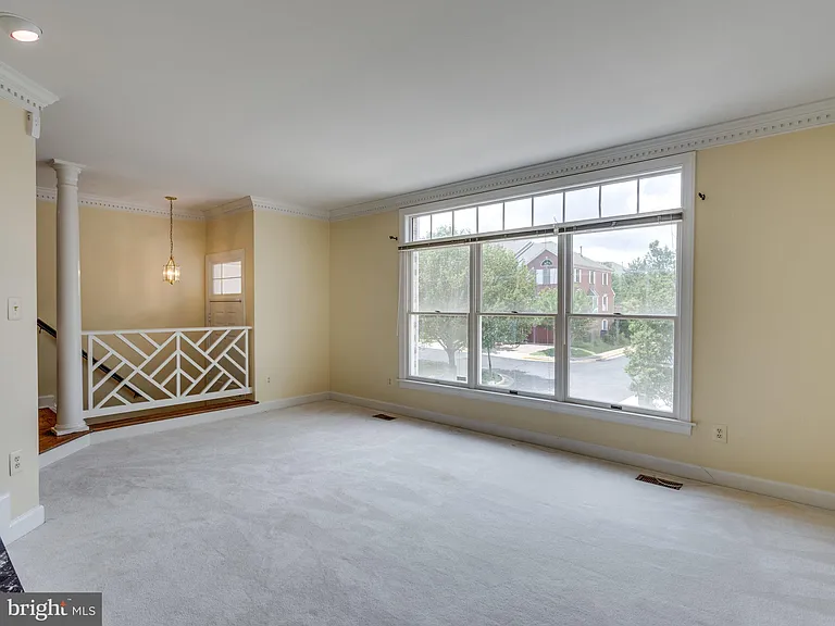 8104 Madrillon Ct — Photo 5